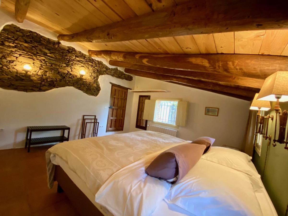 Valle Del Arroyo Casas Rurales - B&B - Solo Adultos Cortelazor Exterior photo